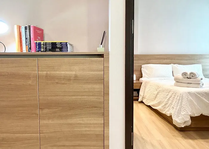Lovely One Bedroom Sathorn