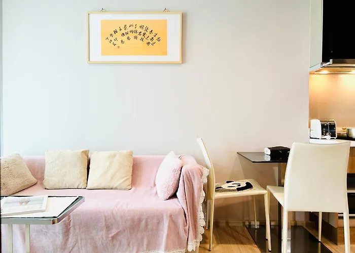 Lovely One Bedroom Sathorn Apartment Bangkok
